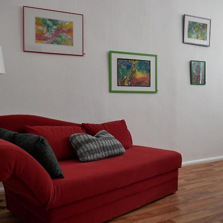 Ferienwohnungen In Der Kunstgalerie Charlie Und Jenny Chemnitz Bilik gambar