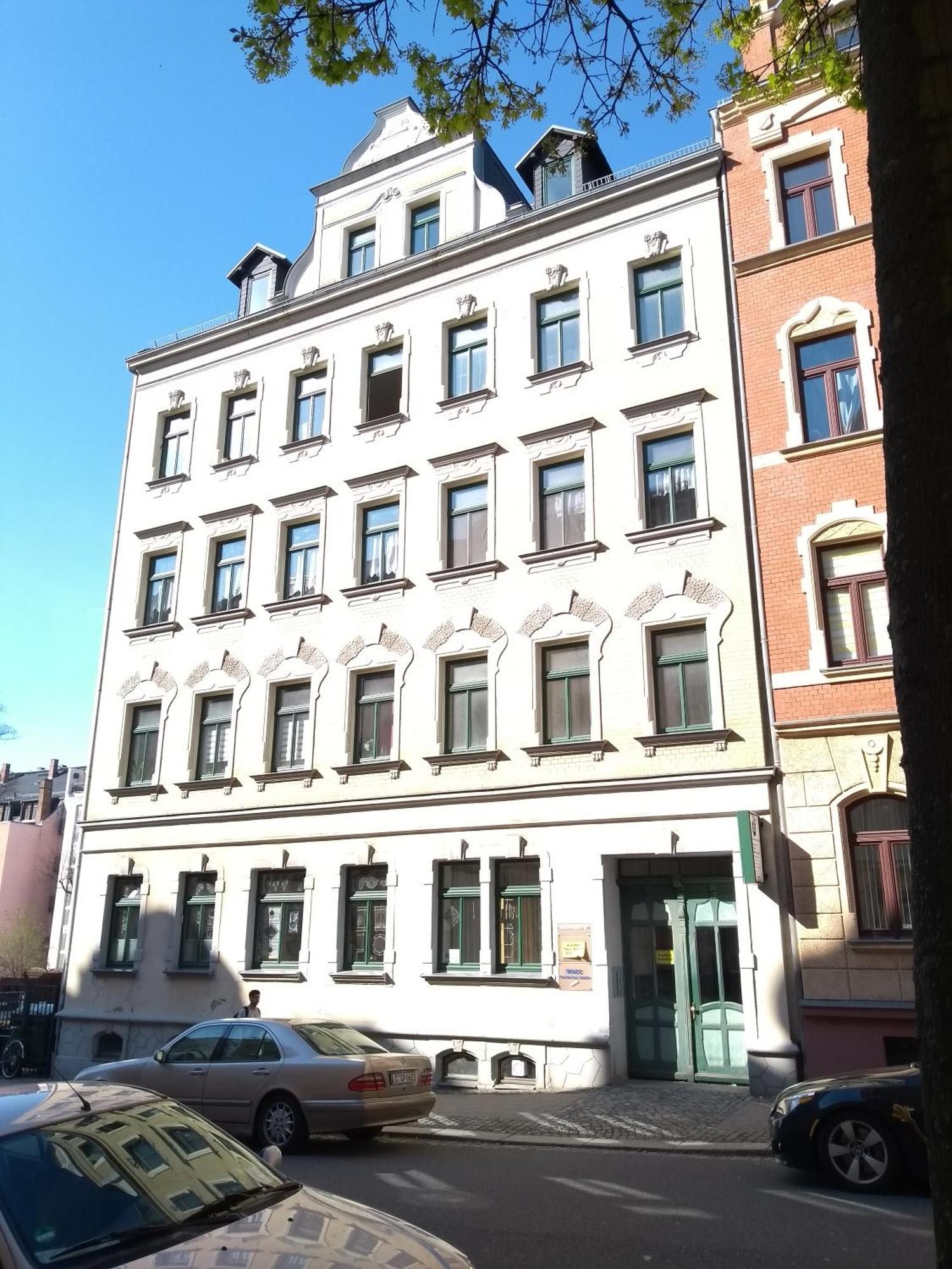 Ferienwohnungen In Der Kunstgalerie Charlie Und Jenny Chemnitz Luaran gambar